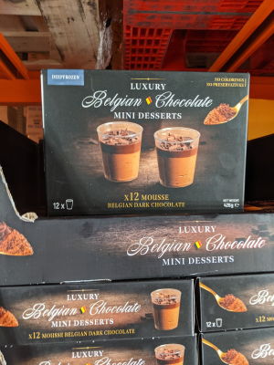 LUXURY ベルギーチョコレートムースが気になる