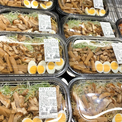 鶏煮干し油そば