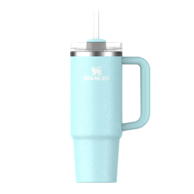 スタンレー スリムクエンチャーがオンラインに登場
