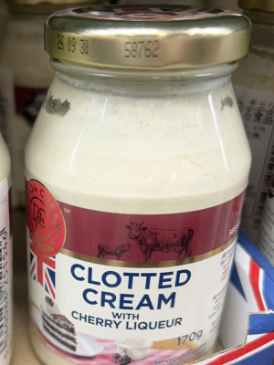 デボンクリームカンパニー クロテッドクリームにチェリー味