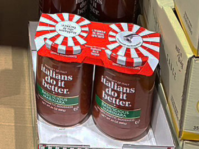 バジルトマトソースが966円